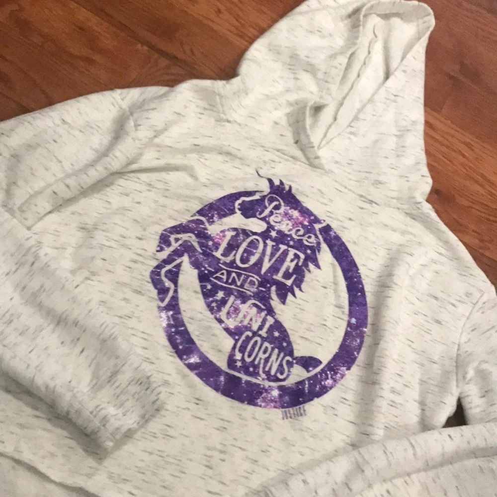 Like new girl’s Justice crop hoodie 18/20